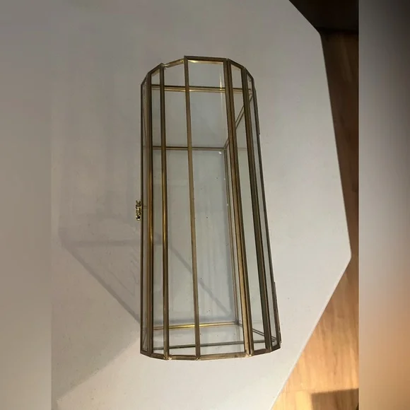 Gold Glass Card Box with Lock - Picture 4 of 6